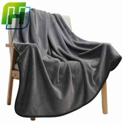 Siva odeja iz flannelnega metala