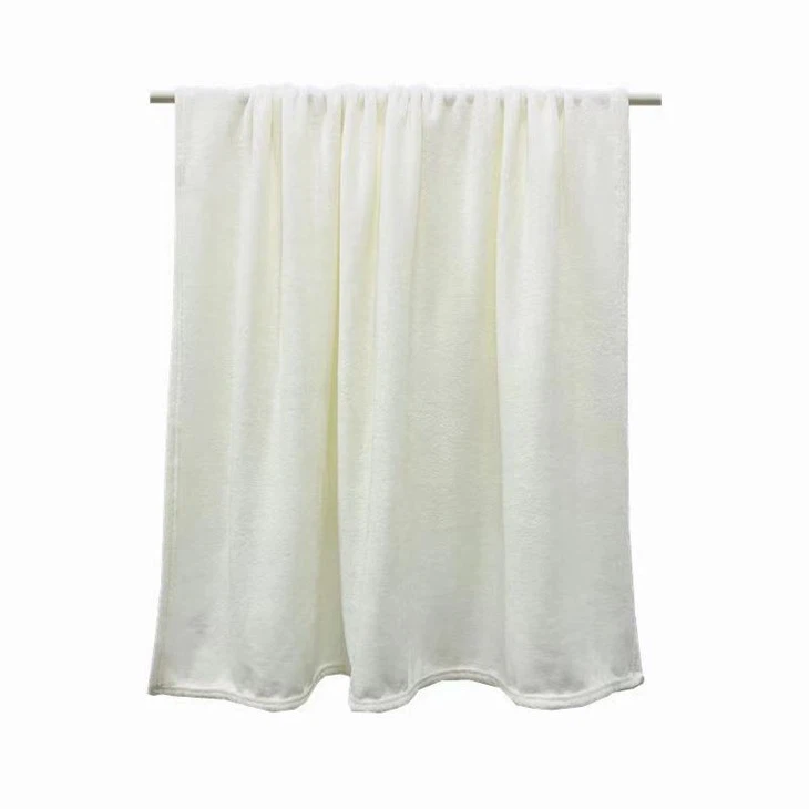 Posteljna odeja iz flisa